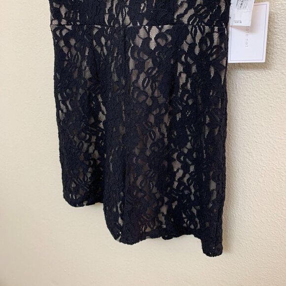1. State Short Sleeve Lace Romper Black - Picture 5 of 11